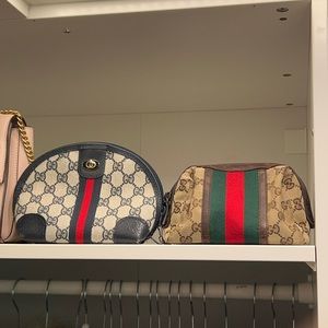 🌸 Vintage Gucci Monogram makeup case 🌸